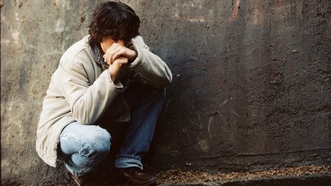 1- Asi Gençlik | Brick (2005)