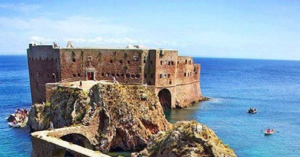 Berlenga Adası Portekiz