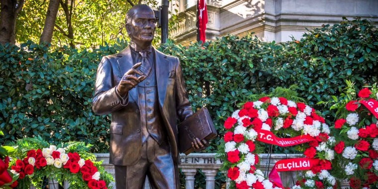 ABD Washington Atatürk Parkı ve Heykeli