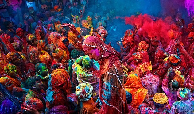 Holi Festivali - HİNT TOPLULUKLARI