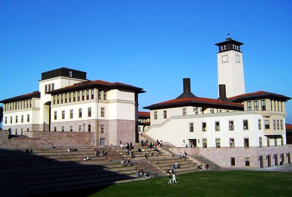 8. Koç Üniversitesi
