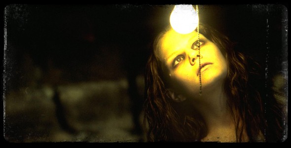 19) Stir of Echoes (1999)
