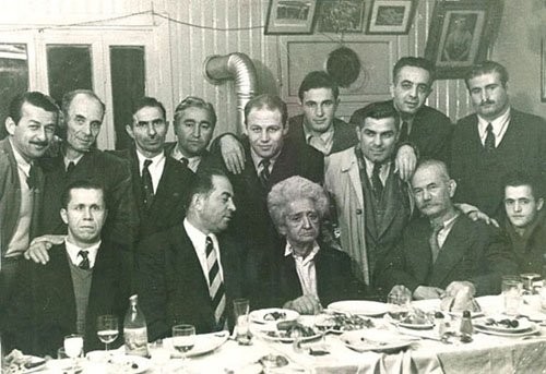 MEZE DE OLUR