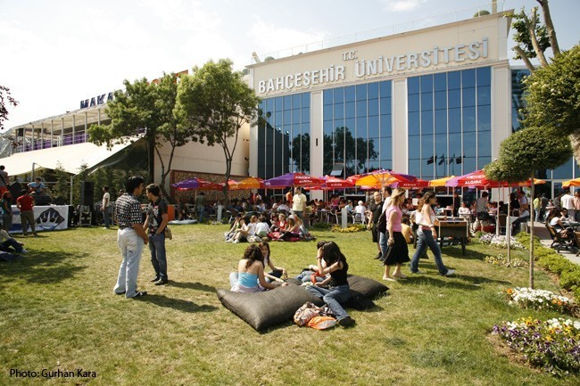 En İyi Kampüsü Olan Vakıf Üniversitesi Hukuk Fakültesi