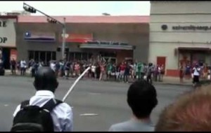 Amerikan Üniversite Öğrencisine Halk Otobüsü Çarptı