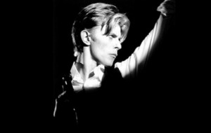 Rock Yıldızı David Bowie Kansere Yenik Düştü