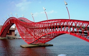 Dünya Dışındanmış Hissi Veren 10 Köprü