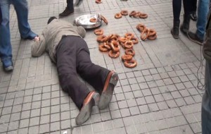 Hasta Numarasıyla Para Toplayan Dolandırıcı Yakalandı