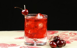 Vişne Likörü Yapmak Zor Değil