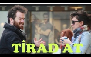 Dünya Tiyatrolar Gününde İnsanlara Tirat Atmak