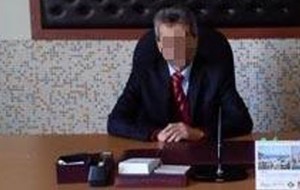 Müdür Yardımcısından Liseli Kıza İğrenç Teklif