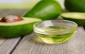 Kuru Saçlar için Avokado Saç Maskesi Nasıl Yapılır