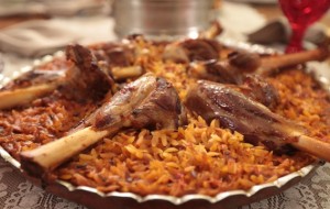 Arpa Şehriyeli Et Yahnisi Tarifi