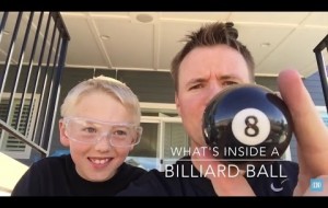 Bilardo Topnun İçinde Ne Var?
