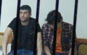 2 TGB'li, İncirlik Üssü'nde Amerikan Askerine Çuval Geçirmeye Çalıştı