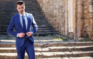 En Çok Satılan Erkek Takım Elbiseler İle Erkekler Daha Hoş