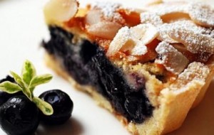 Yaban Mersinli Elmalı Turta Tarifi