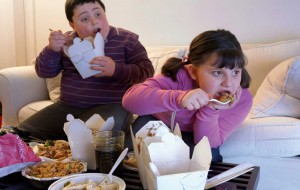  Çocuklarda Obezite Nedir ve Nasıl Kontrol Altına Alınabilir?