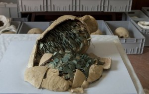 Su Borularının Bakımını Yaparken, Milyonlarca Euro Değerinde Hazine Buldular