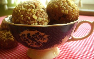 Kestane Unlu Minik Ekmekler Tarifi