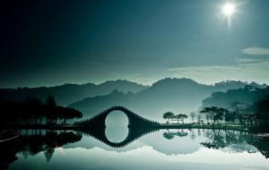 Sizi Farklı Bir Dünyaya Götürecek 20 Gizemli Köprü