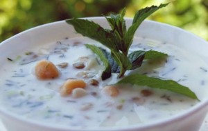 Bol Bakliyatlı Soğuk Çorba Tarifi