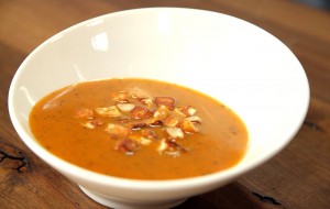 Hellimli Tarhana Çorbası Tarifi