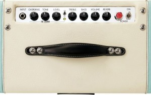 Ibanez’den Retro Elektro Gitar Amfisi