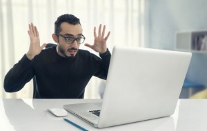 Bir Kariyerin An be An Bitişi: Yanlışlıkla “Reply to All” Yapmak 