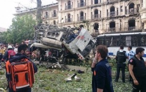 Patlamanın Olduğu Noktada 2. Bombalı Araç Alarmı