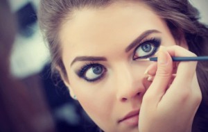 İşte Her Kadının Bilmek İsteyeceği Makyaj Sırları