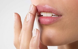 Kurumuş Dudaklara Doğal Çözümler