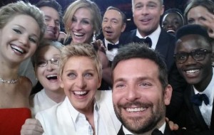 Selfie Nedir? Selfie Türkçe Karşılığı Nedir?