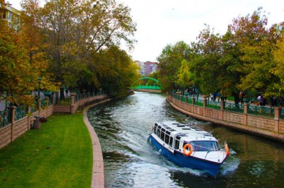 Eskişehir’de sonbaharın renkleri büyüledi