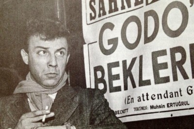 Godot'yu Beklerken Üzerine Bir İnceleme