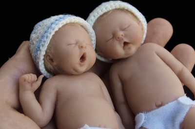 Yeni Doğmuş Bebek Heykelleri Yapan Sanatçının Dünya Tatlısı Minnacık Heykelleri