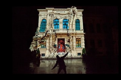 İnsanların Hareketleriyle Dans Eden Ev