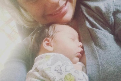 Yeni Anne Olmanın Neye Benzediğini Tüm Çıplaklığıyla Gösteren 15 Dürüst Selfie