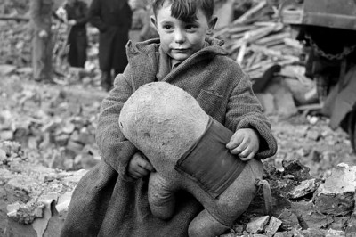 O Günlerden Bugüne Çocuk Olmak Pek Değişmemiş Diyeceğiniz Tarihi Fotoğraflar